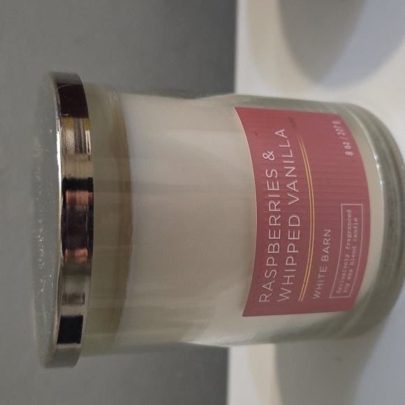 NWT Raspberry Candle Set - Picture 2 of 4